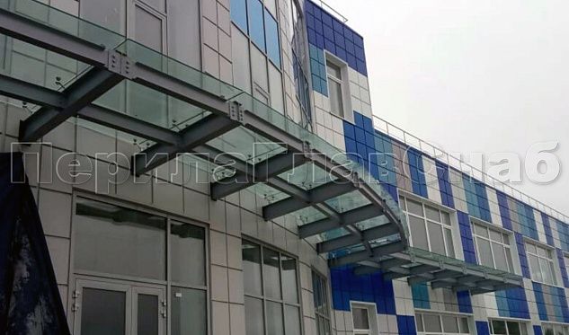 НПО “Наука” фасадный козырек в Симферополе. Готовые проекты ПерилаГлавСнаб НПО “Наука” фасадный козырек в Симферополе. Готовые проекты ПерилаГлавСнаб