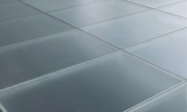 Стеклянный пол в квартиру с матовым стеклом купить в Симферополе