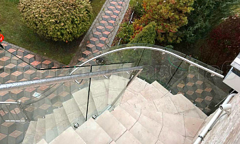 Стеклянные ограждения для улицы в Симферополе. Готовые проекты ПерилаГлавСнаб