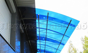 Козырек на каркасе из поликарбоната в Симферополе. Готовые проекты ПерилаГлавСнаб