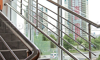 Ограждение на окна из нержавеющей стали в Симферополе. Готовые проекты ПерилаГлавСнаб