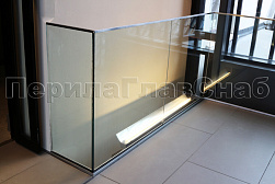 Стеклянные ограждения для торговых  и бизнес центров в Симферополе. Готовые проекты ПерилаГлавСнаб - фото 20 Стеклянные ограждения для торговых  и бизнес центров в Симферополе. Готовые проекты ПерилаГлавСнаб - фото 20