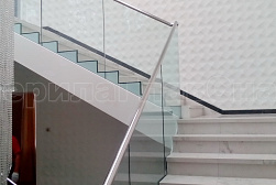 Стеклянные перила для колодезных лестниц в Симферополе. Готовые проекты ПерилаГлавСнаб - фото 10
