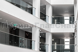 Стеклянные перила для атриумов в Симферополе. Готовые проекты ПерилаГлавСнаб - фото 13