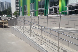 Поручни для инвалидов из нержавеющей стали в Симферополе. Готовые проекты ПерилаГлавСнаб - фото 1