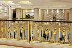 Латунные перила под золото в Симферополе. Готовые проекты ПерилаГлавСнаб - фото 1