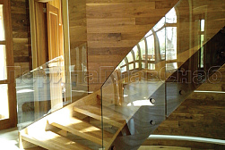 Стеклянные перила для лестниц в Симферополе. Готовые проекты ПерилаГлавСнаб - фото 20 Стеклянные перила для лестниц в Симферополе. Готовые проекты ПерилаГлавСнаб - фото 20