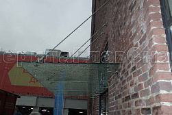 Стеклянные козырьки на вантах в Симферополе. Готовые проекты ПерилаГлавСнаб - фото 21