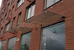 Стеклянные козырьки на вантах в Симферополе. Готовые проекты ПерилаГлавСнаб - фото 6