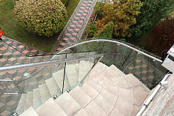 Стеклянные перила для винтовых лестниц в Симферополе. Готовые проекты ПерилаГлавСнаб - фото 13