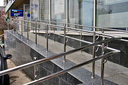 Поручни для инвалидов из нержавеющей стали в Симферополе. Готовые проекты ПерилаГлавСнаб - фото 17