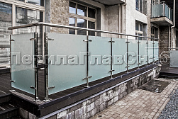 Стеклянные перила для балконов в Симферополе. Готовые проекты ПерилаГлавСнаб - фото 36