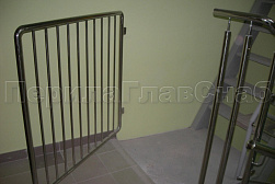 Ограждение лестницы от детей в Симферополе. Готовые проекты ПерилаГлавСнаб - фото 5
