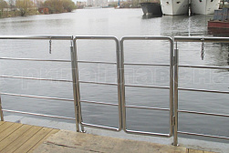 Ограждение лестницы от детей в Симферополе. Готовые проекты ПерилаГлавСнаб - фото 2