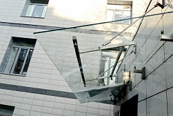 Козырьки и навесы на металлокаркасе в Симферополе. Готовые проекты ПерилаГлавСнаб - фото 9